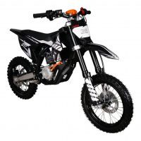 E-1200 - Black on Black Plastics Right Quarter View