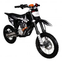 E-1200 - Black on Black Plastics Right Quarter View